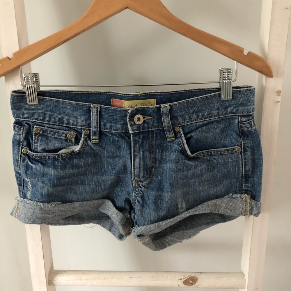 Old Navy Jean Shorts Size:2